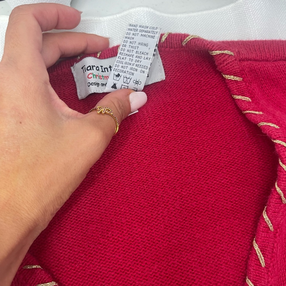 Festive vintage Red Christmas Cardigan - Picture 3 of 6
